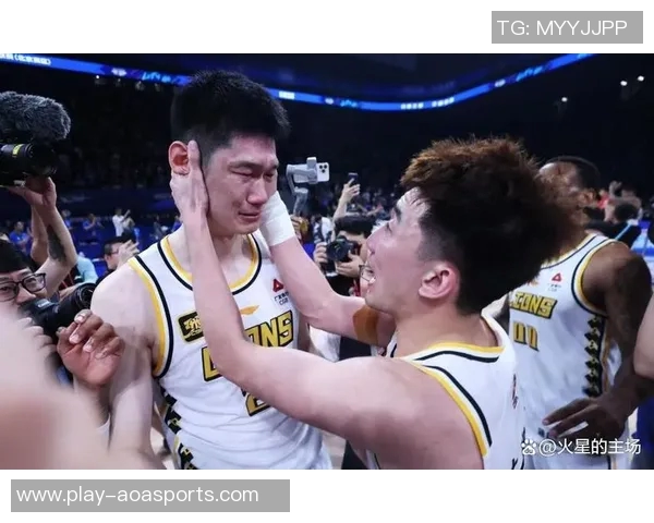 王博荣膺CBA常规赛最佳主帅再次展现卓越执教能力